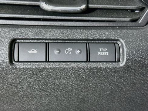 Used 2023 Nissan Altima 2.5 S FWD image 16
