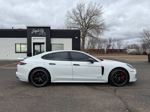 Used 2019 Porsche Panamera GTS w/ Premium Package Plus image 3
