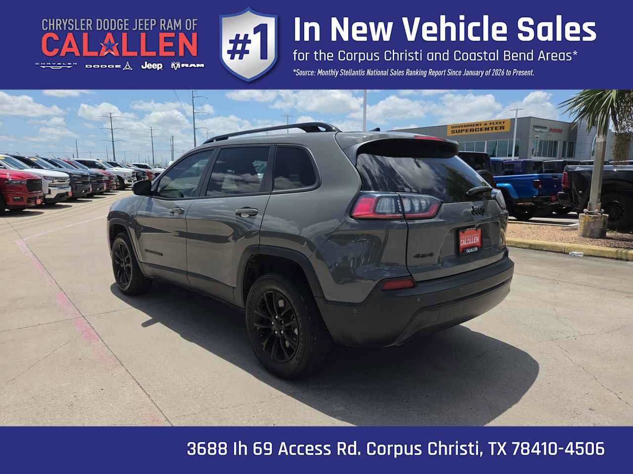 Certified 2023 Jeep Cherokee Altitude Lux AWD/4WD image 12