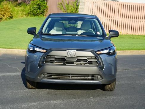 Used 2026 Toyota Corolla Cross L FWD image 2