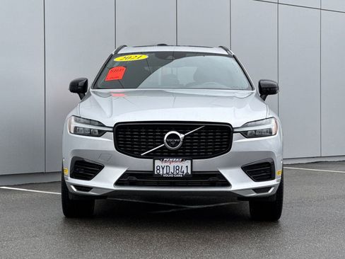 Used 2021 Volvo XC60 T8 R-Design w/ Advanced Package image 8