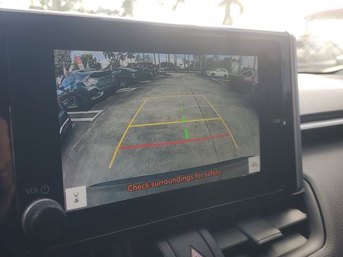 Used 2024 Toyota RAV4 AWD Hybrid image 27