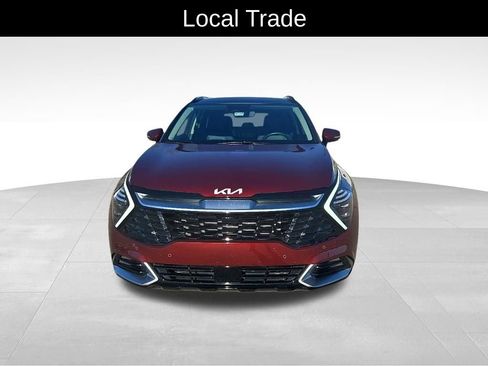 Used 2025 Kia Sportage SX image 8