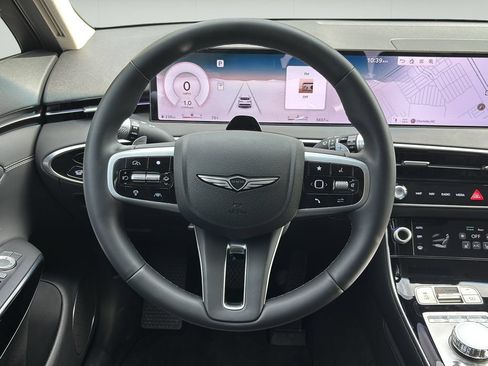 Certified 2026 Genesis GV70 2.5T AWD/4WD image 21