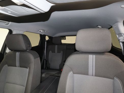 Certified 2025 Chevrolet Blazer LT image 17