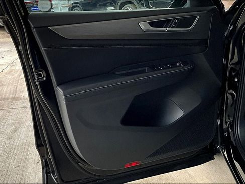 New 2026 Volkswagen Atlas Cross Sport SE image 27