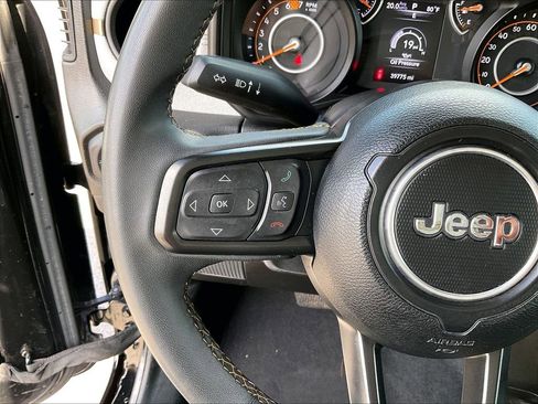 Used 2024 Jeep Wrangler Unlimited Sport AWD/4WD image 23
