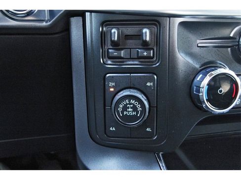 Used 2025 Ford F150 Lariat w/ Equipment Group 501A Mid image 23