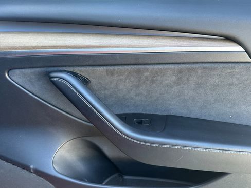 Used 2021 Tesla Model 3 Performance AWD/4WD image 19