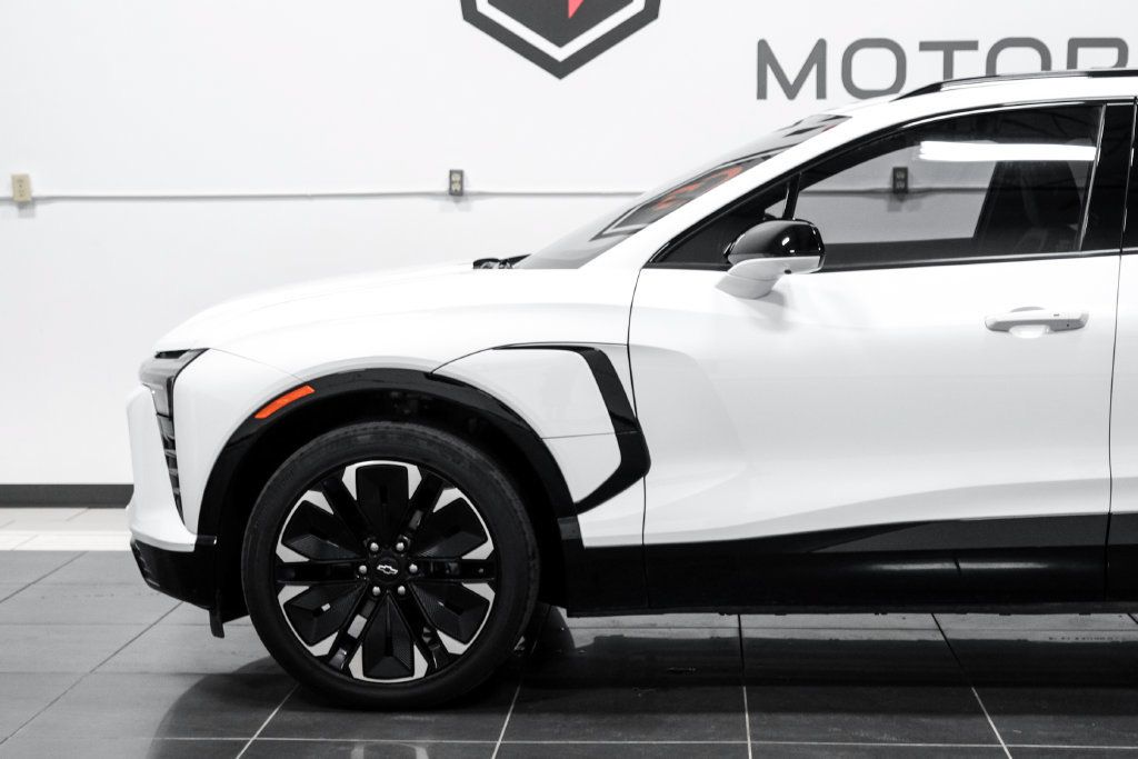 Used 2024 Chevrolet Blazer EV RS AWD/4WD image 11