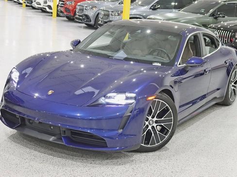 Used 2020 Porsche Taycan Turbo image 5