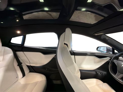 Used 2019 Tesla Model S Performance AWD/4WD image 40