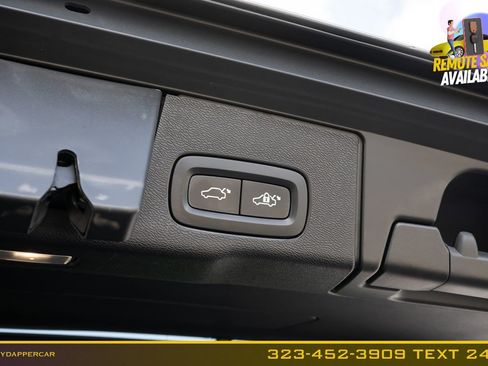 Used 2023 Volvo XC60 B5 Plus AWD/4WD image 20