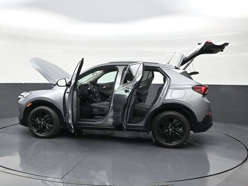 Used 2024 Buick Encore GX Sport Touring FWD image 30