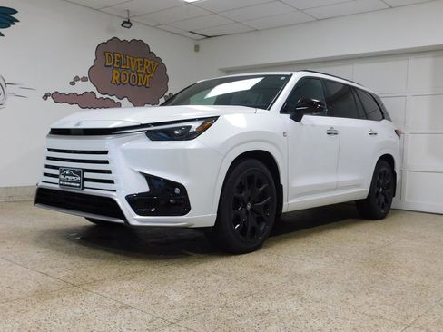 Used 2026 Lexus TX 350 AWD image 1