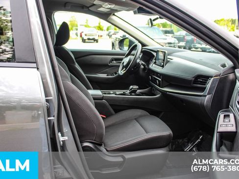 Used 2024 Nissan Rogue S FWD image 20