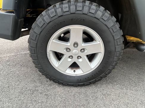 Used 2015 Jeep Wrangler Sport w/ Quick Order Package 24S AWD/4WD image 15