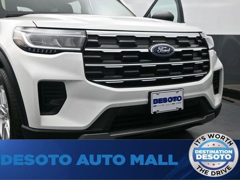 Certified 2025 Ford Explorer Active AWD/4WD image 36