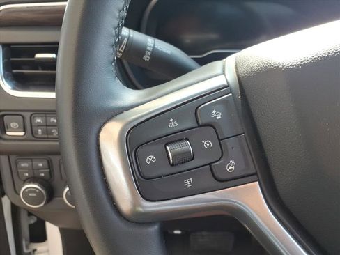 Used 2024 Chevrolet Suburban Z71 w/ Luxury Package AWD/4WD image 26