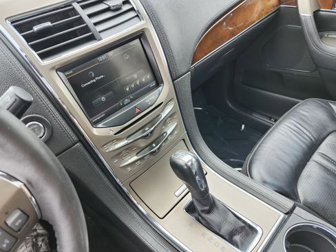 Used 2014 Lincoln MKX AWD w/ Equipment Group 101A image 33