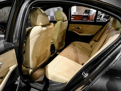 Used 2020 BMW 330i Sedan w/ Convenience Package image 42