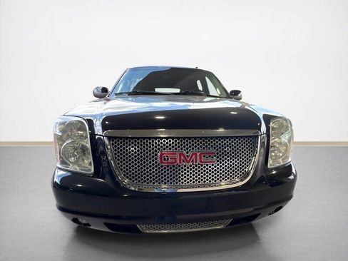 Used 2014 GMC Yukon XL Denali image 9