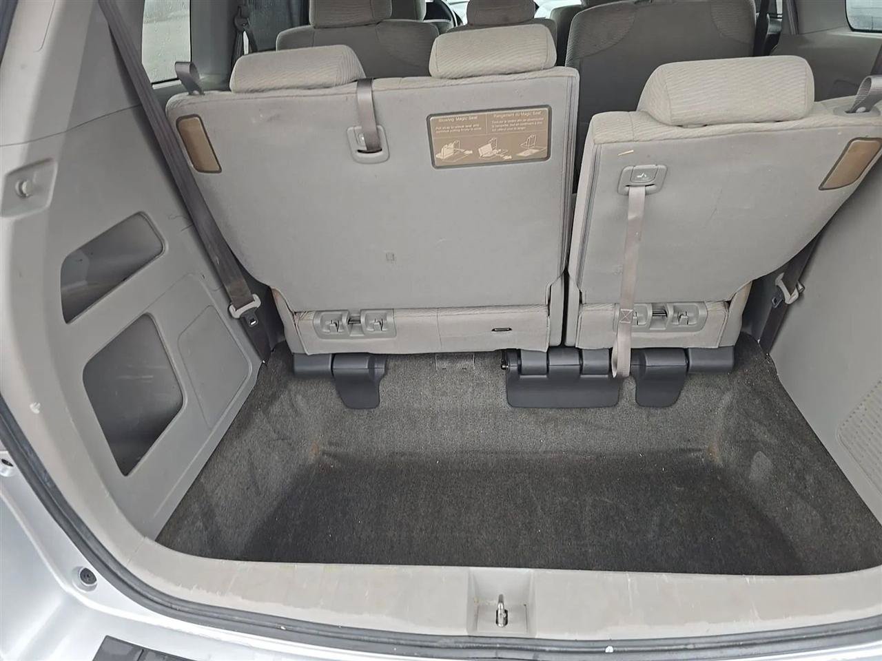 Used 2012 Honda Odyssey EX image 22