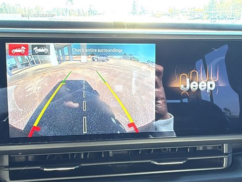 Used 2024 Jeep Wrangler Unlimited Rubicon 392 image 26