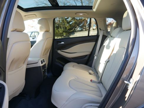 Used 2019 Buick Envision Premium w/ Driver Confidence Package image 14