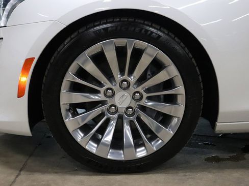 Used 2018 Cadillac CTS Luxury image 37