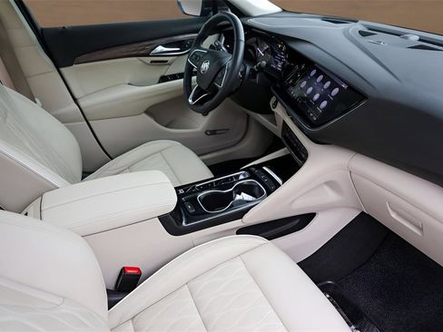 Used 2021 Buick Envision Avenir image 30