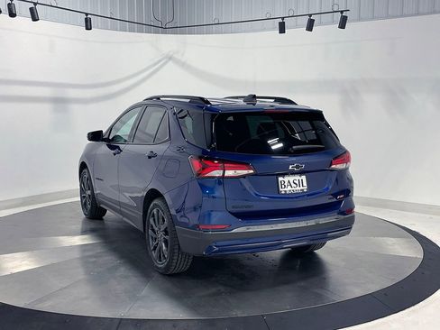 Used 2022 Chevrolet Equinox RS w/ Infotainment Package image 14