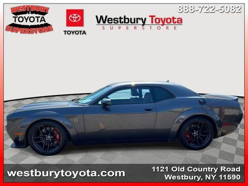 Used 2023 Dodge Challenger SRT Hellcat RWD image 9