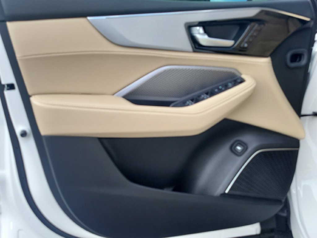 Certified 2026 Acura MDX FWD image 22