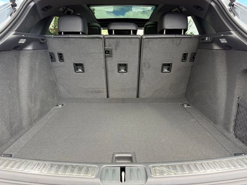 Certified 2026 Porsche Macan image 34