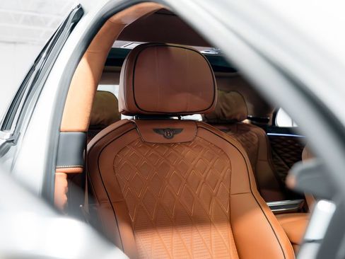 Used 2023 Bentley Flying Spur W12 AWD/4WD image 73
