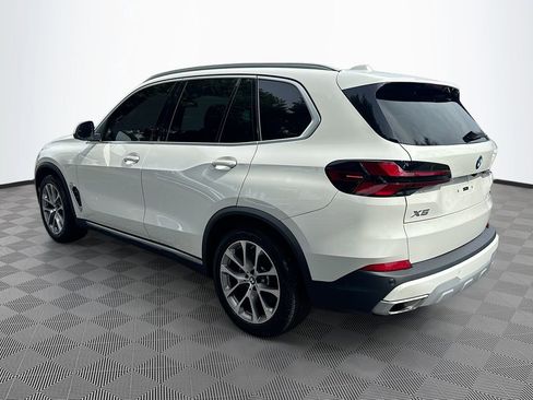 Used 2024 BMW X5 xDrive40i w/ Premium Package AWD/4WD image 8