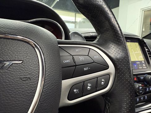 Used 2021 Jeep Grand Cherokee SRT image 14