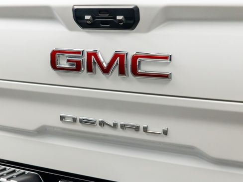 Used 2023 GMC Sierra 1500 Denali w/ Denali Reserve Package AWD/4WD image 20