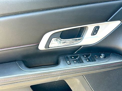 Used 2014 GMC Terrain SLE FWD image 9