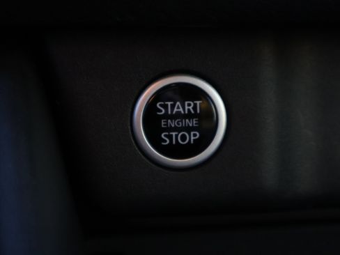 Used 2022 Nissan Rogue SL image 31