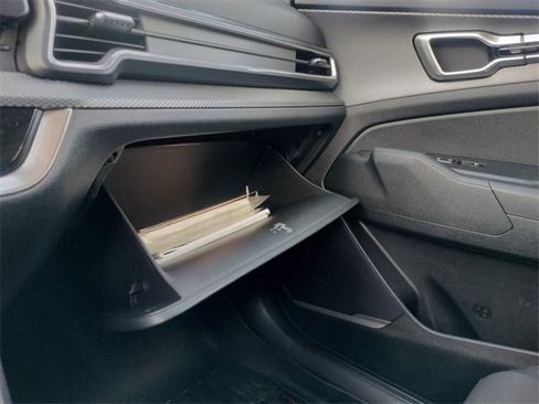 Used 2023 Kia Sportage LX image 21