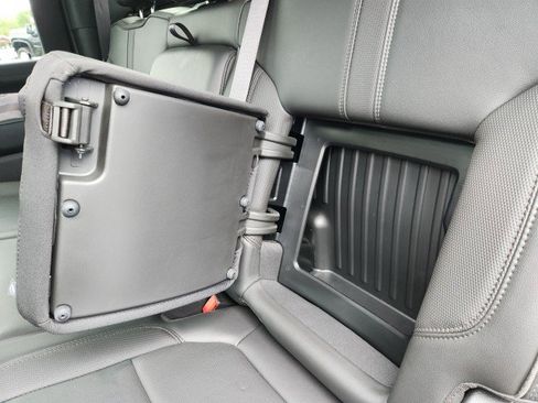 Used 2022 Chevrolet Silverado 2500 High Country w/ LPO, Hitch Package image 27