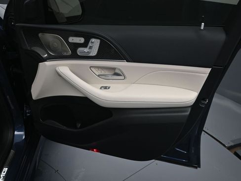 Used 2024 Mercedes-Benz GLE 53 AMG 4MATIC image 38