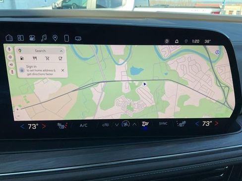 Certified 2025 Chevrolet Suburban Z71 w/ Z71 Off-Road Package image 15