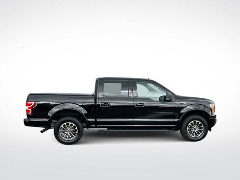 Used 2018 Ford F150 XLT w/ Equipment Group 302A Luxury image 9