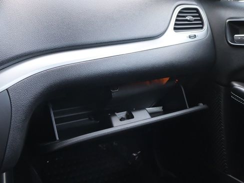 Used 2018 Dodge Journey Crossroad FWD image 38