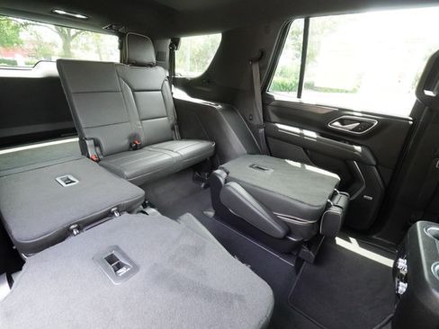 Used 2022 GMC Yukon SLT w/ SLT Luxury Package AWD/4WD image 25