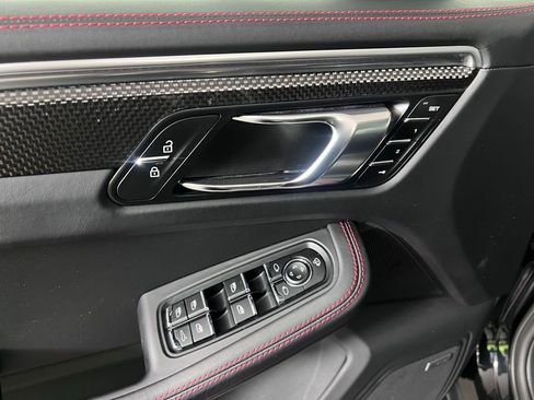 Certified 2023 Porsche Macan GTS AWD/4WD image 28
