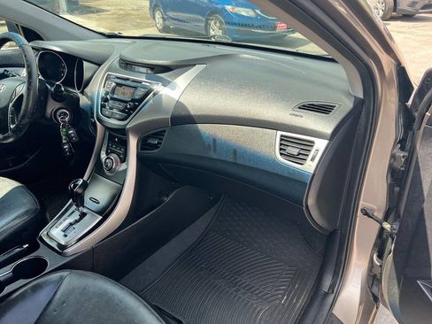 Used 2013 Hyundai Elantra Limited FWD image 5